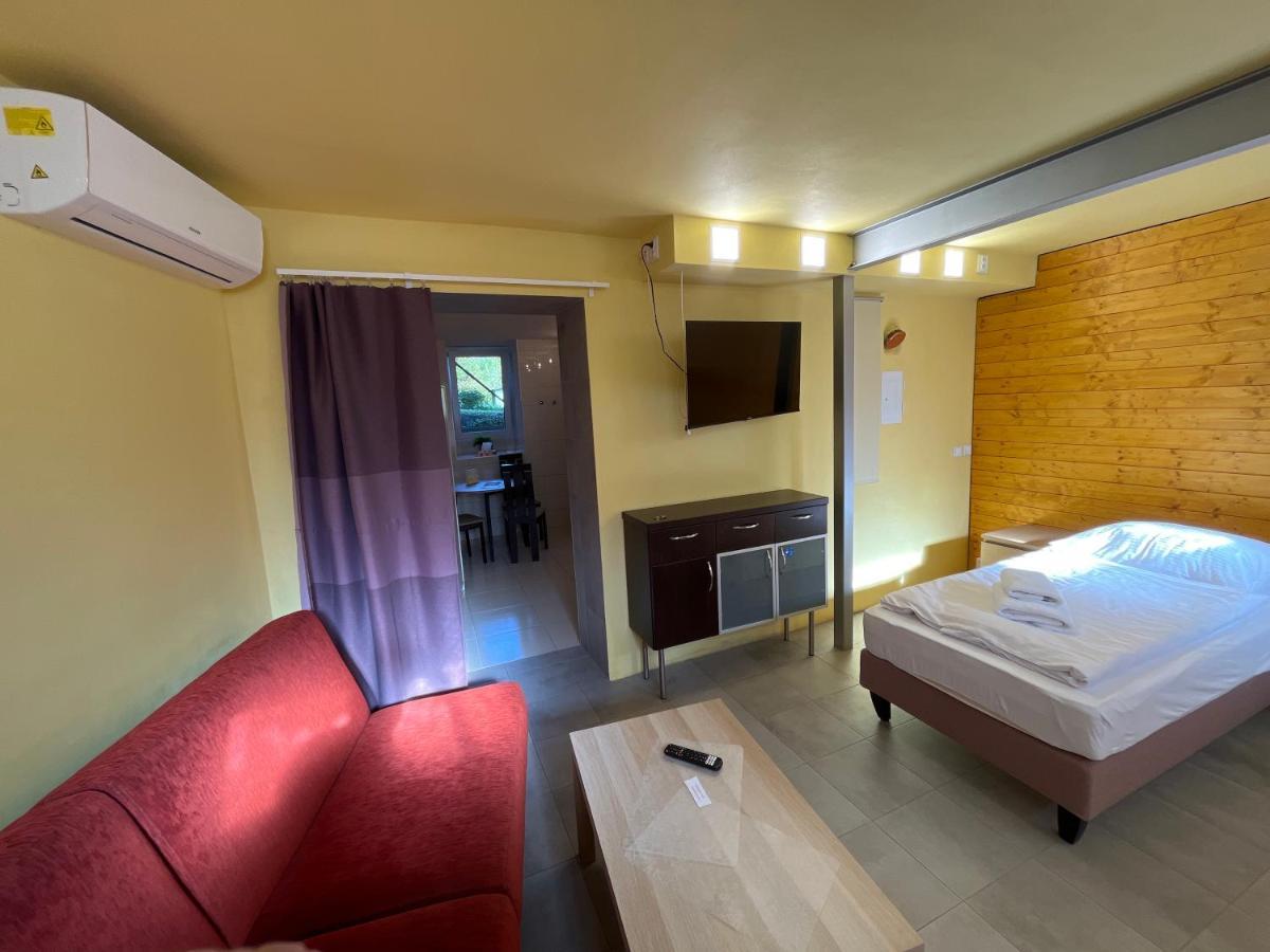 Apartmany Leto Frýdek-Místek Екстериор снимка