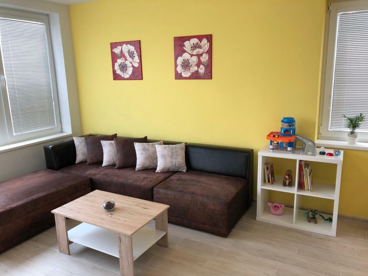 Apartmany Leto Frýdek-Místek Екстериор снимка