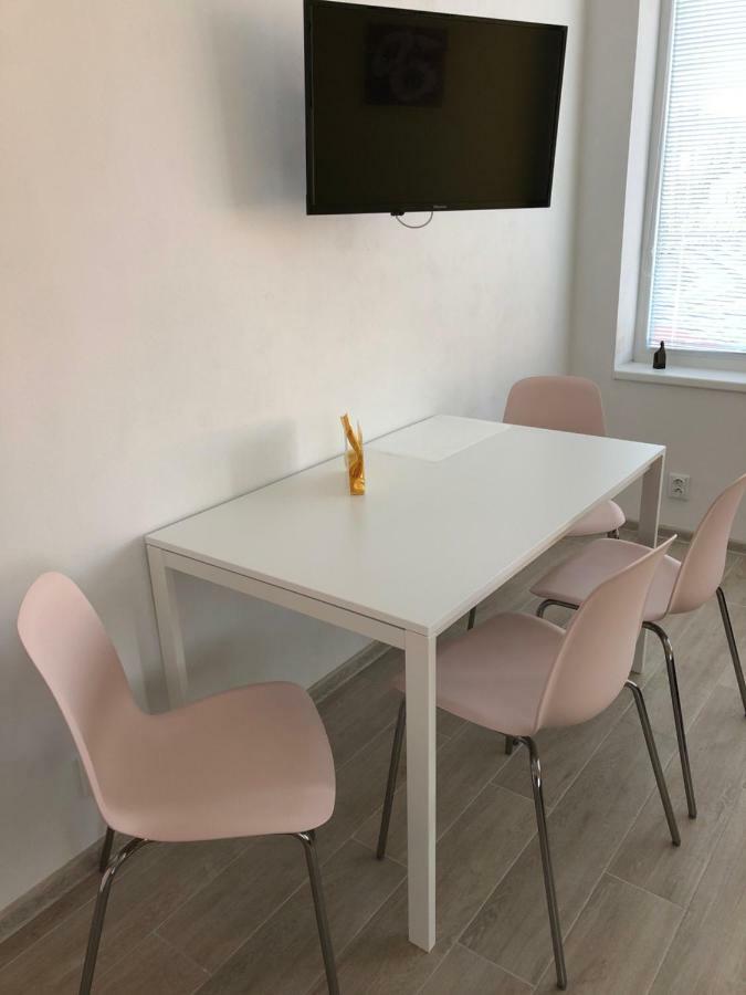 Apartmany Leto Frýdek-Místek Екстериор снимка